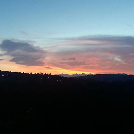 Hill Top Villa Panchgani Luaran gambar