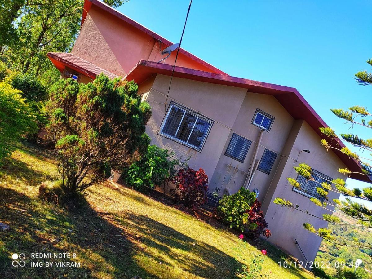 Hill Top Villa Panchgani Luaran gambar